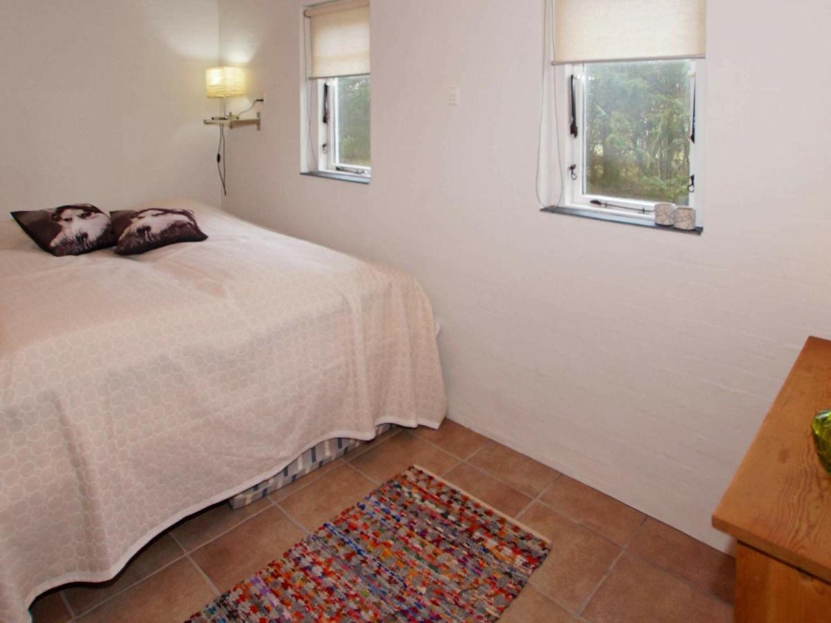 2 Person Holiday Home In Tarm Fjerbæk Екстериор снимка